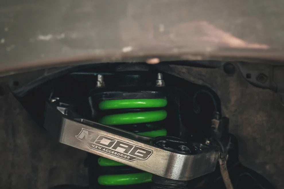 Bandejas Superiores Forjadas Toyota Fortuner (2005-2022) - MOAB
