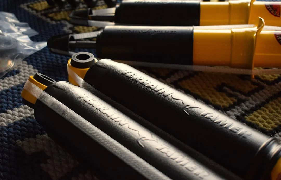 Kit de Suspensión Toyota Hilux (2005+) | Terrain Tamer Suspension