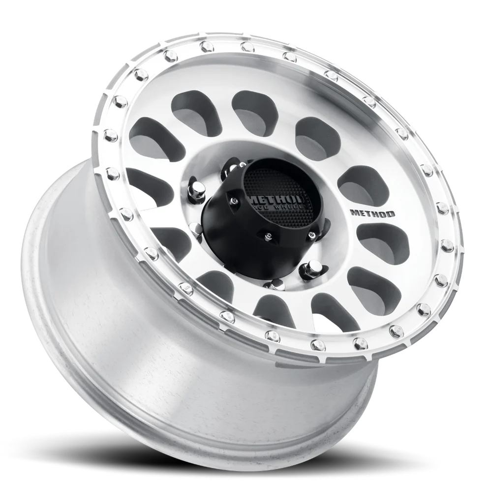 4 Llantas Method MR315 Machined (17x9 8x165)
