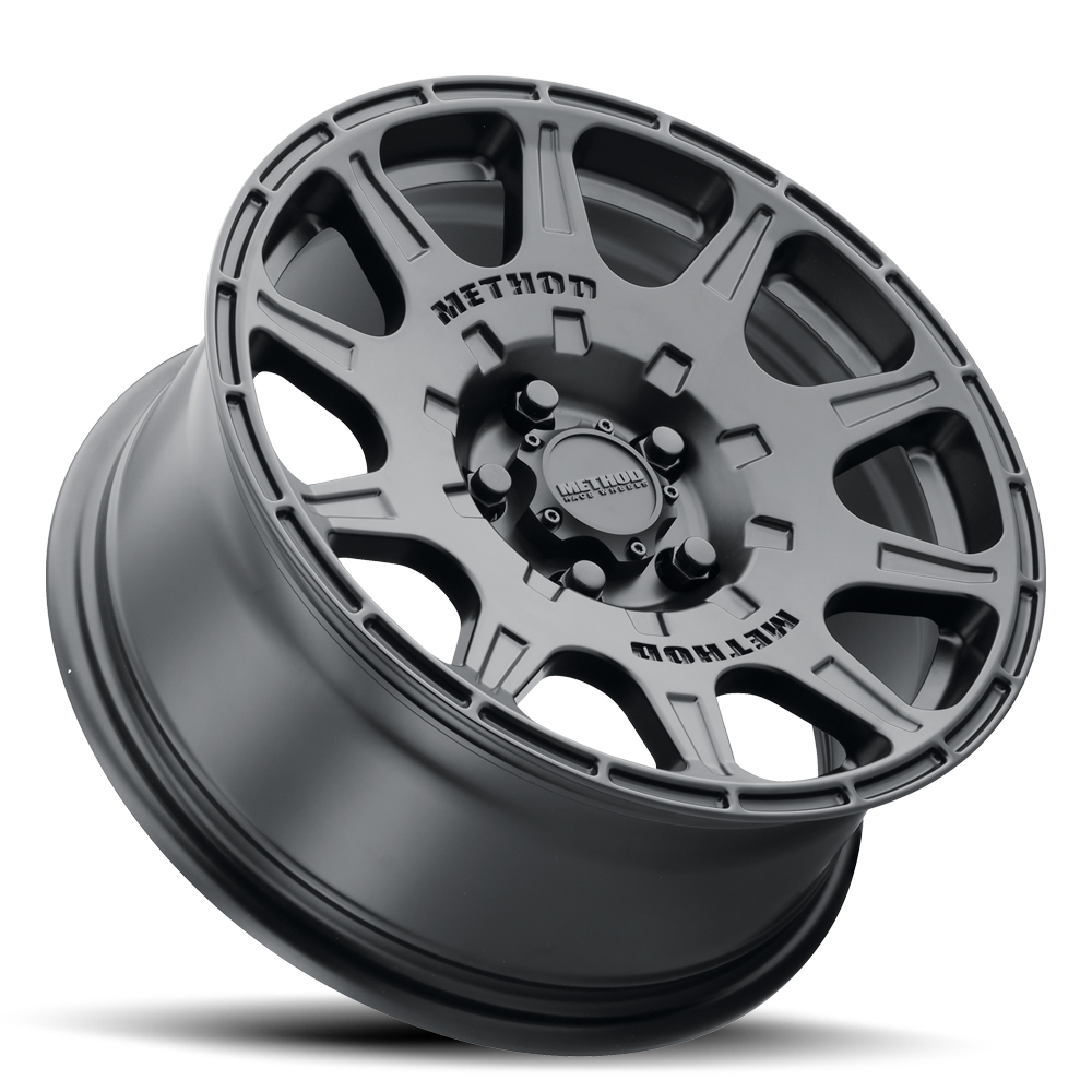 4 Llantas Method MR502 Matte Black 17x8 5x114.3 ET+38