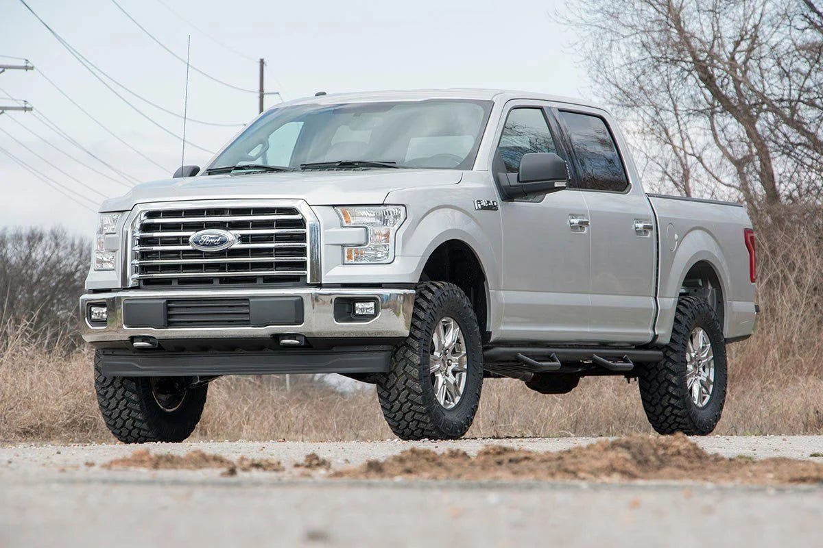 Kit Suspensión 3" + Bandejas Superiores Ford F150 (14-20) - Rough Country N3