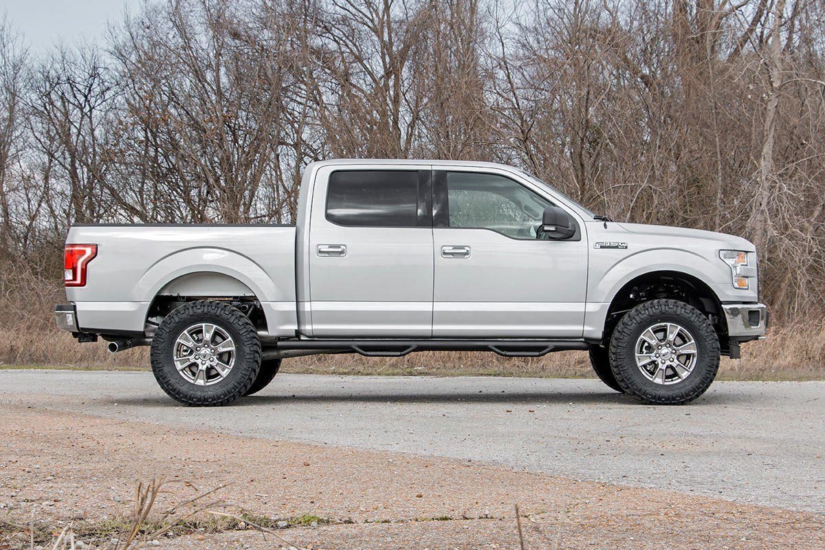 Kit Suspensión 3" + Bandejas Superiores Ford F150 (14-20) - Rough Country N3