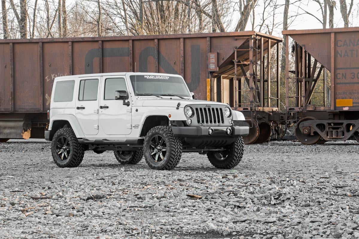 Kit de Suspensión 2.5" Jeep JK (07-18) - Rough Country M1