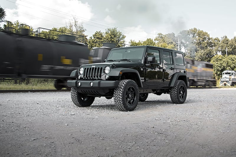 Kit de Suspensión 2.5" Jeep JK (07-18) - Rough Country M1