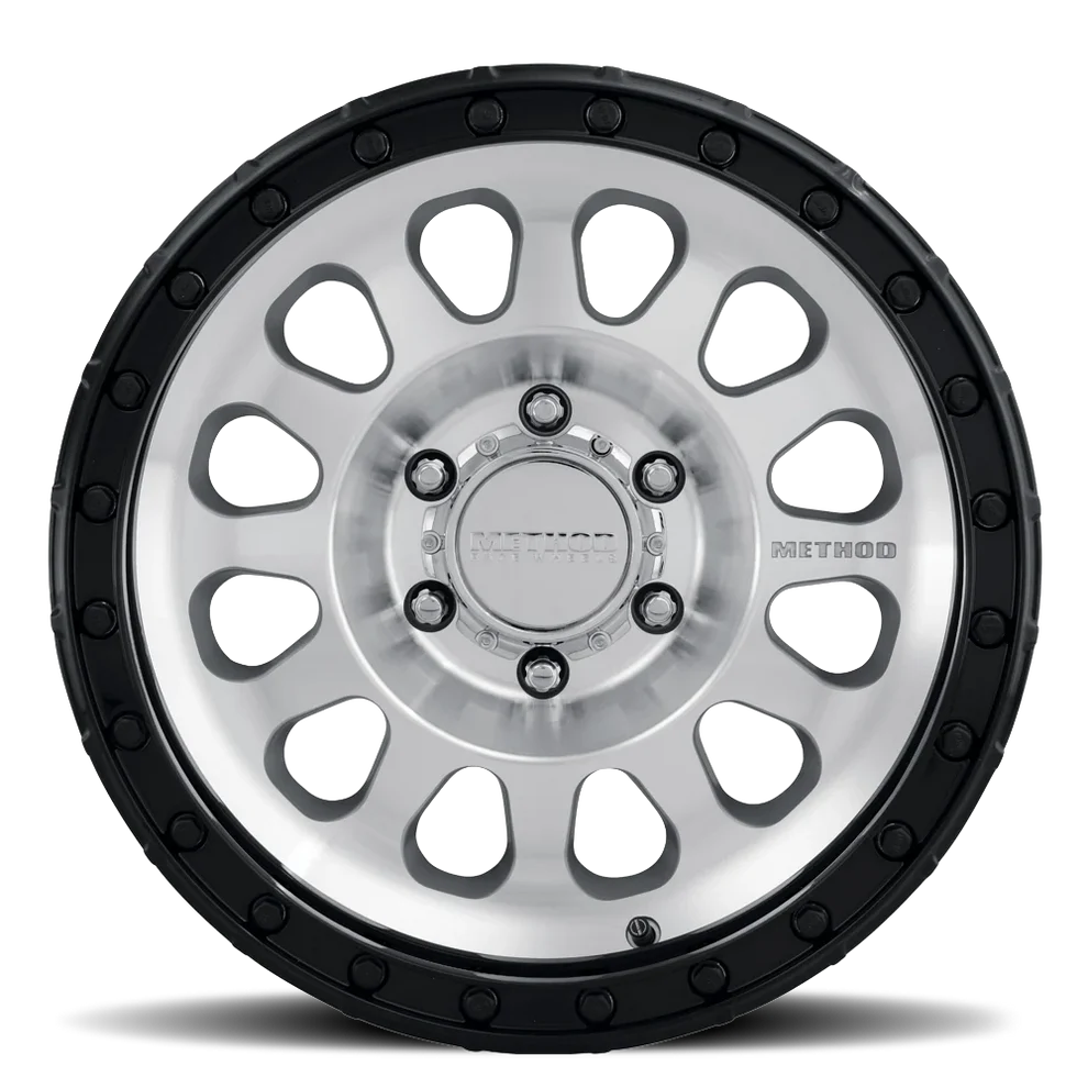 4 Llantas Method MR315 Machined & Gloss Black Lip (17x8.5 6x135)