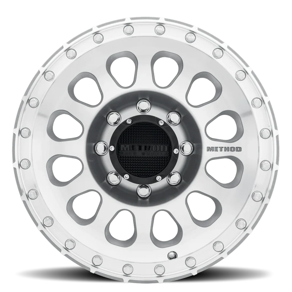 4 Llantas Method MR315 Machined (17x9 8x165)