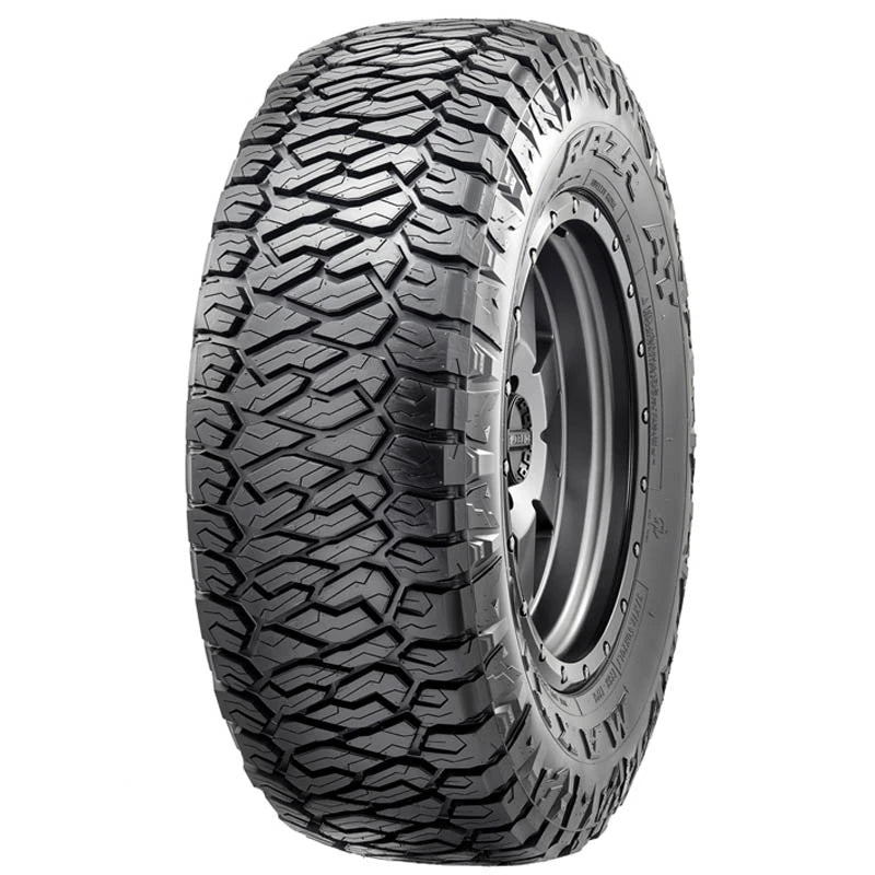 225/65R17 Maxxis RAZR AT811