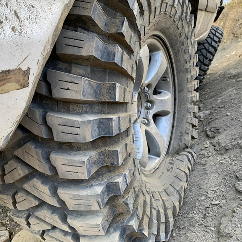 42X14.50-17 Maxxis TREPADOR COMPETITION M8060 6PR 121K - vista 2